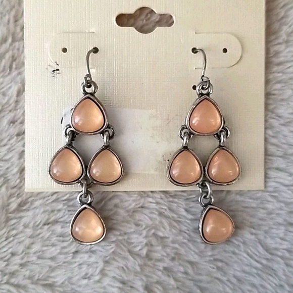 Ear Rings - Picture 2 of 2